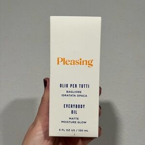 Pleasing Everybody Oil